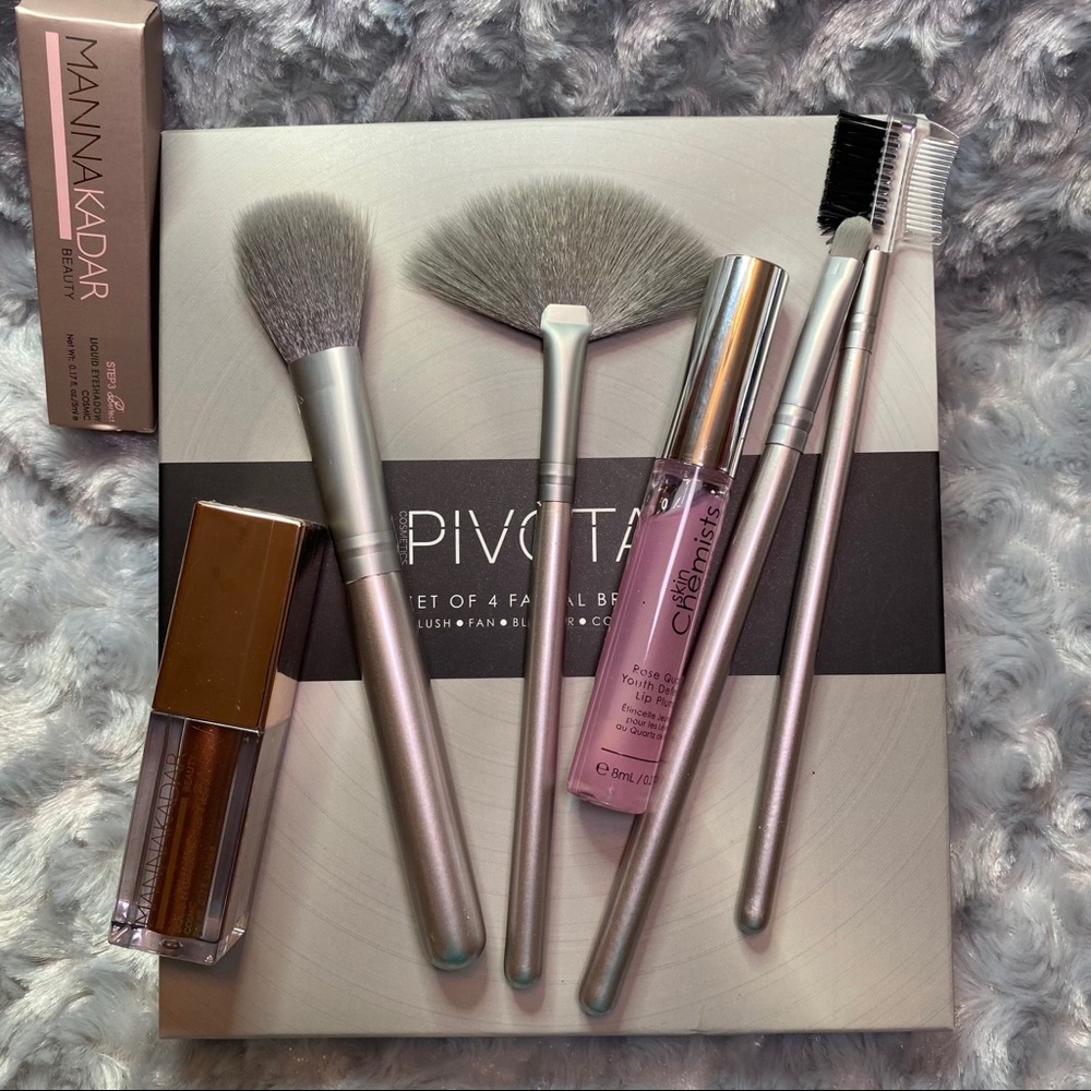Brush set, liquid eye shadow & lip plumper (0016)